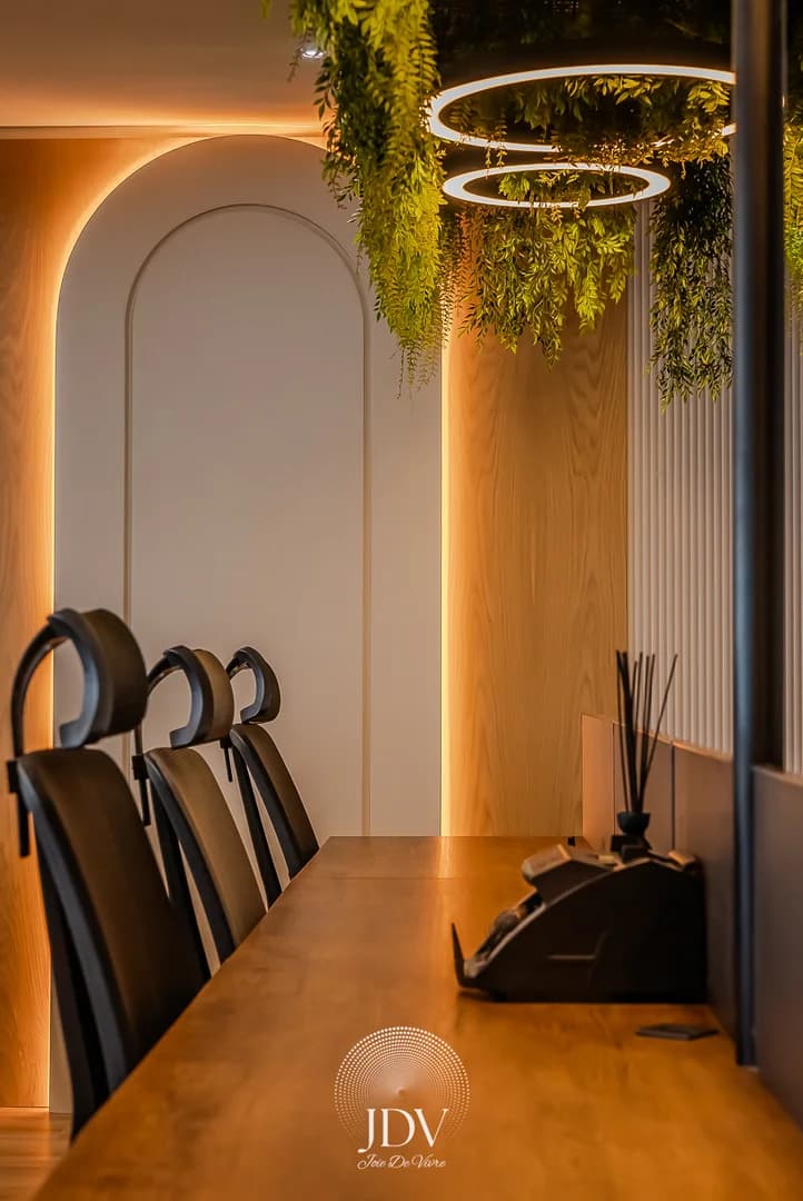 Real Estate Office - Image 6