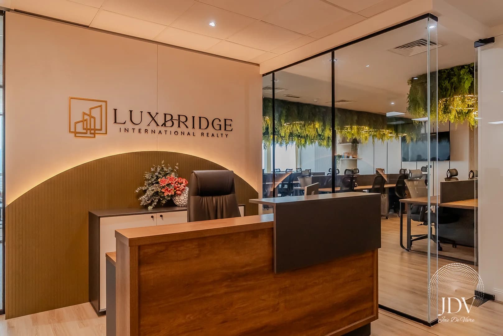 Real Estate Office - Image 9