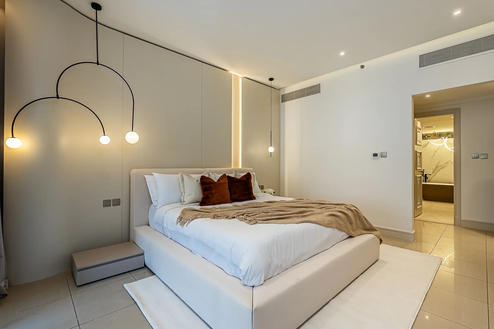 Golden Mile 7 ,  1 br apartment - Image 1