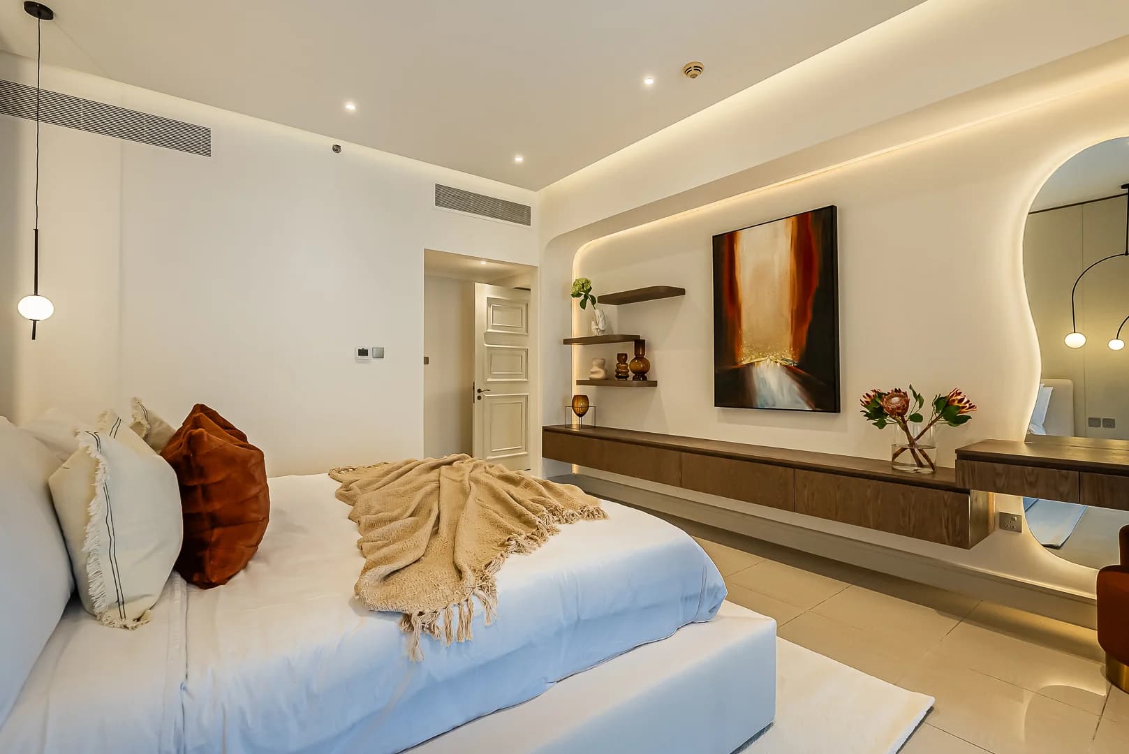 Golden Mile 7 ,  1 br apartment - Image 2
